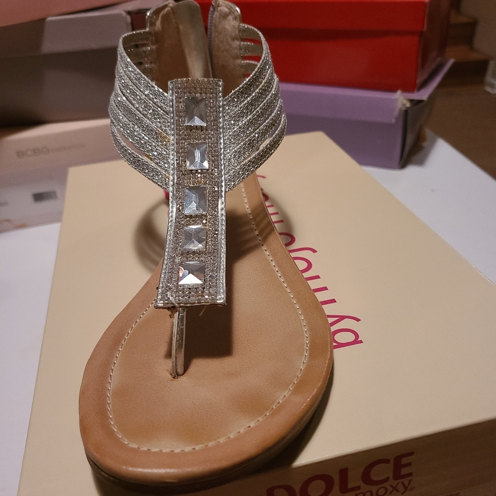 Sandals - Picture 3 of 3